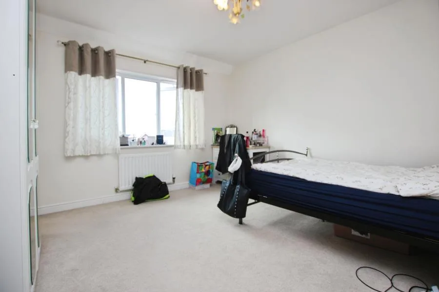 4 bedroom terraced house for rent