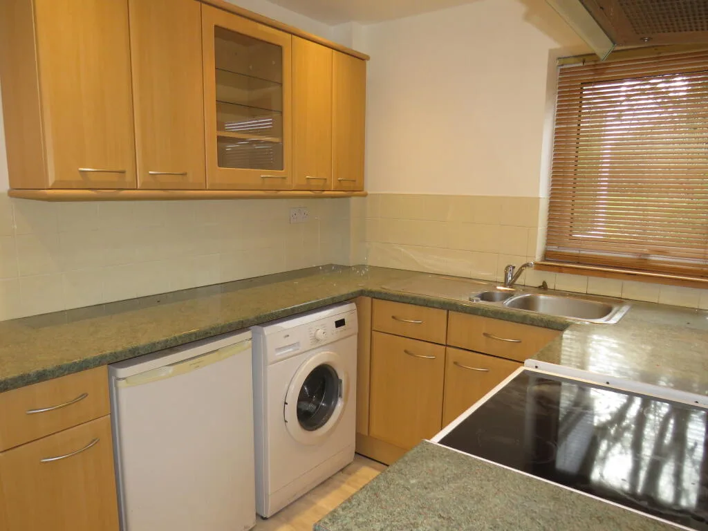 2 bedroom house for rent