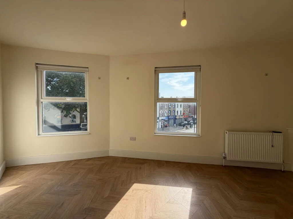 4 bedroom flat for rent