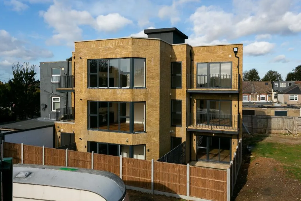 2 bedroom flat for rent