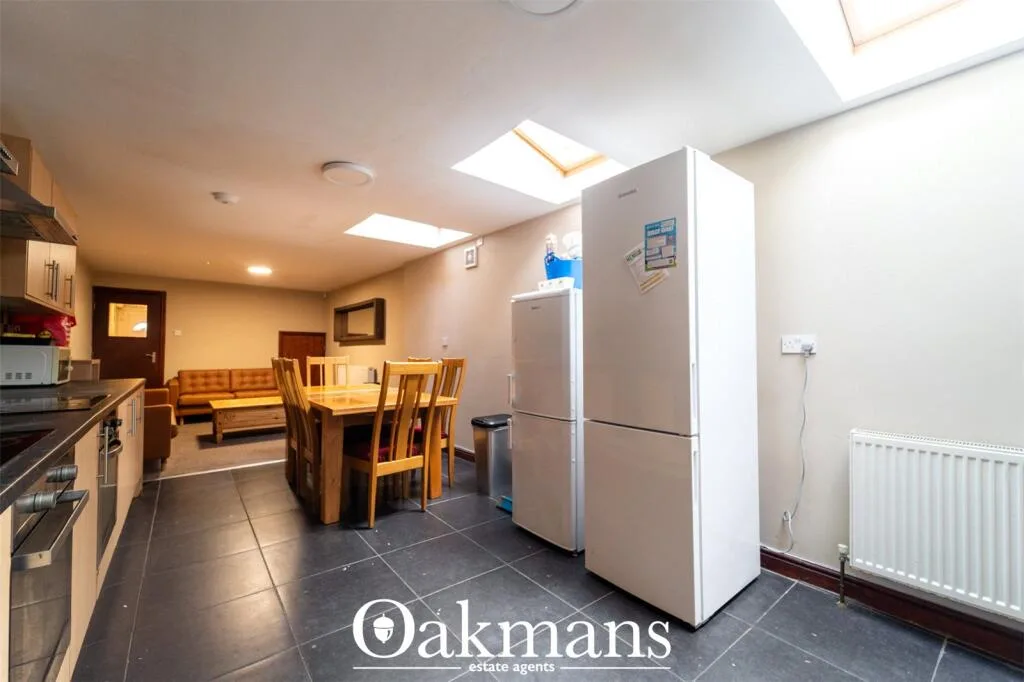 5 bedroom house for rent