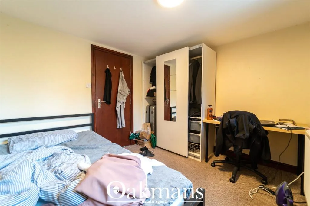 5 bedroom house for rent