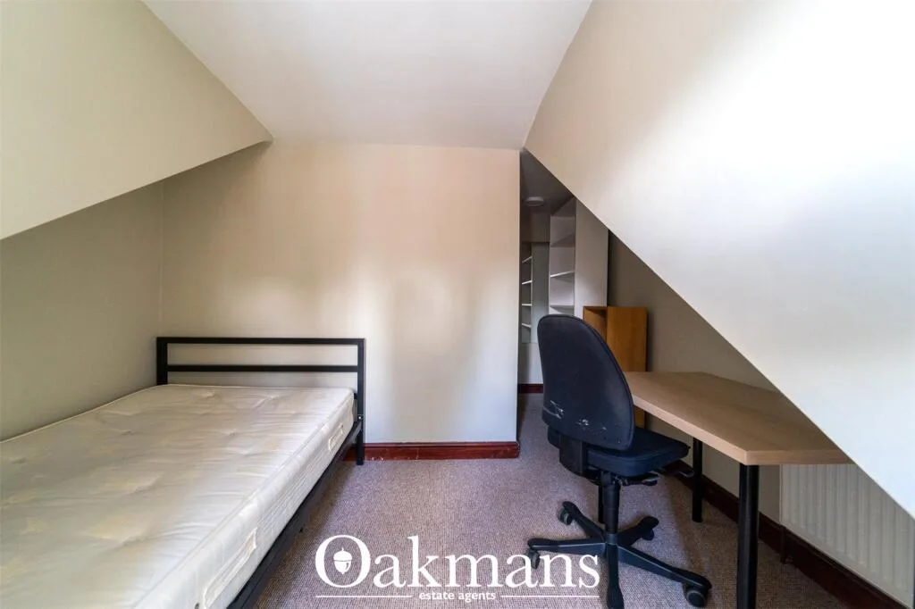5 bedroom house for rent
