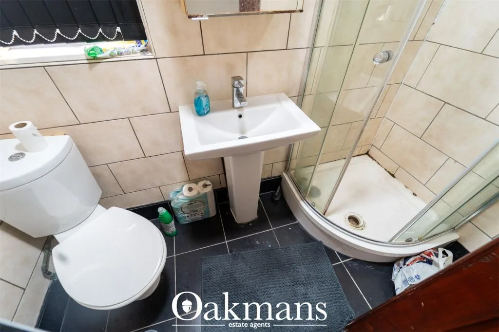5 bedroom house for rent