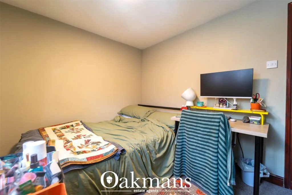 5 bedroom house for rent
