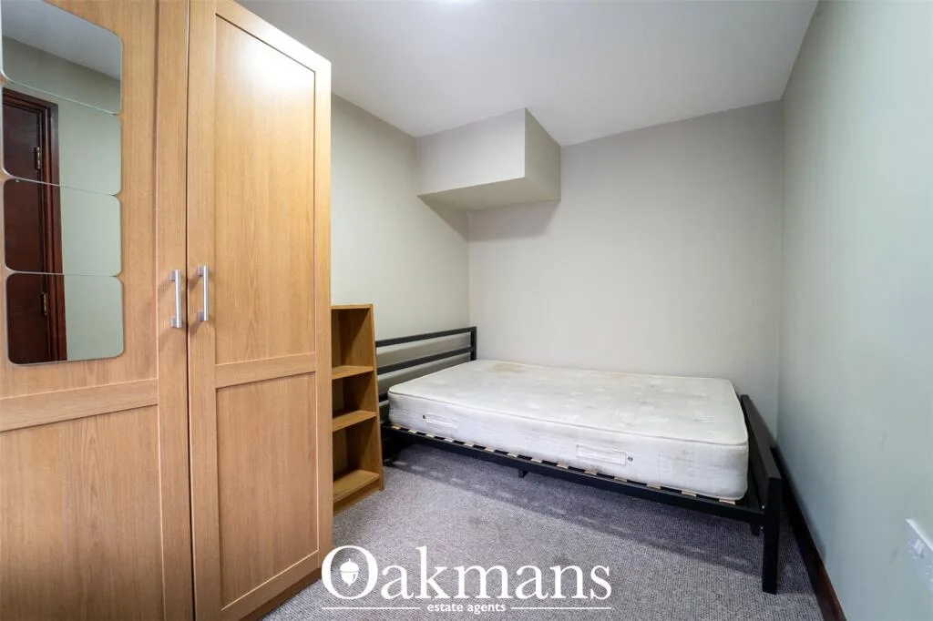 5 bedroom house for rent