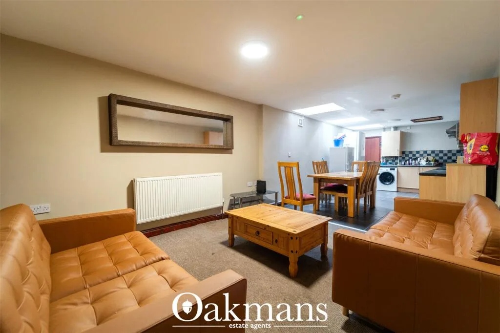 5 bedroom house for rent