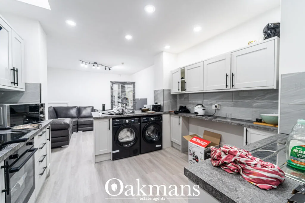5 bedroom house for rent
