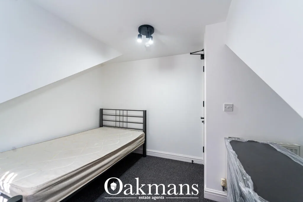 5 bedroom house for rent