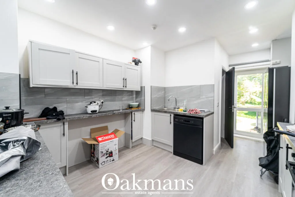 5 bedroom house for rent