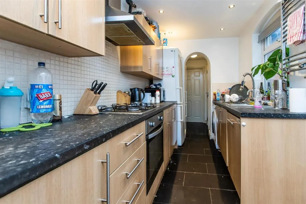 7 bedroom house for rent