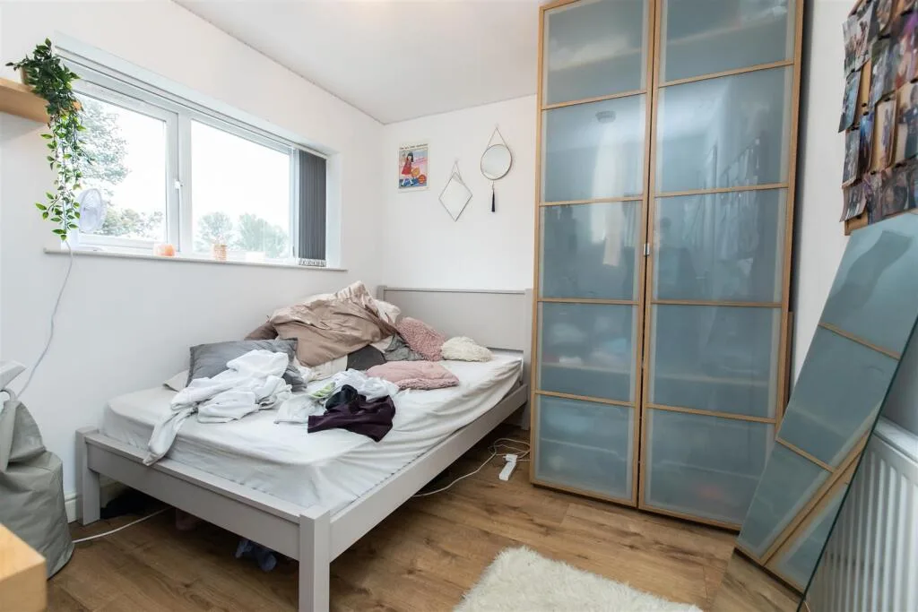 7 bedroom house for rent