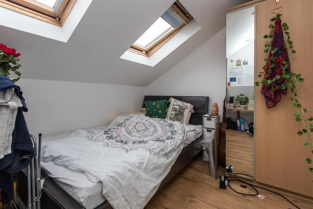 7 bedroom house for rent