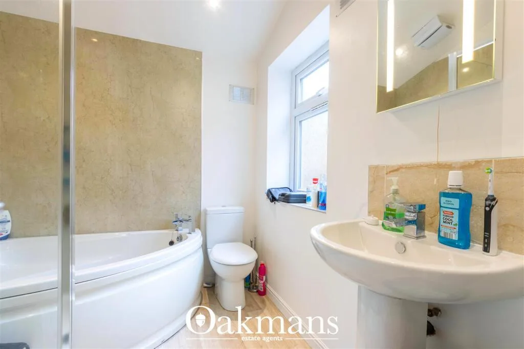 6 bedroom house for rent