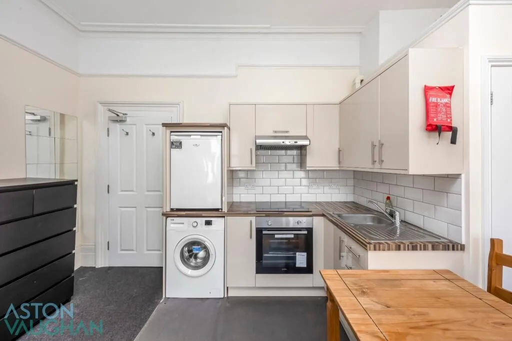 Studio apartment for rent