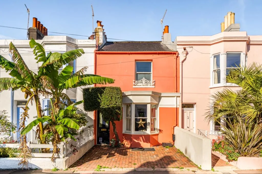 4 bedroom terraced house for rent
