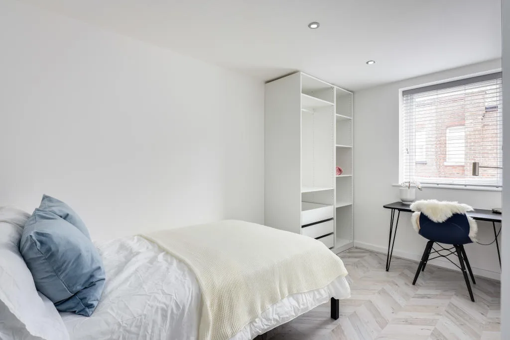 6 bedroom terraced house for rent