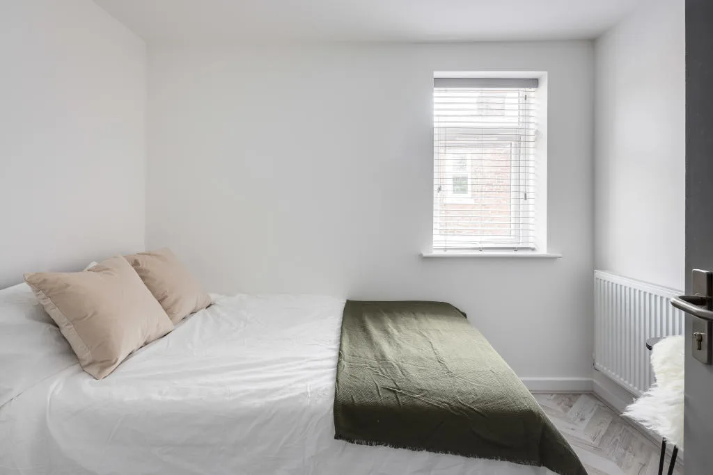 6 bedroom terraced house for rent