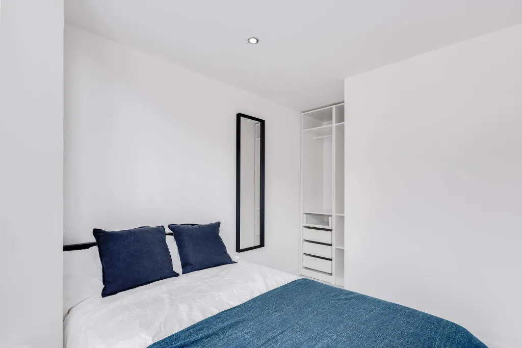 6 bedroom terraced house for rent