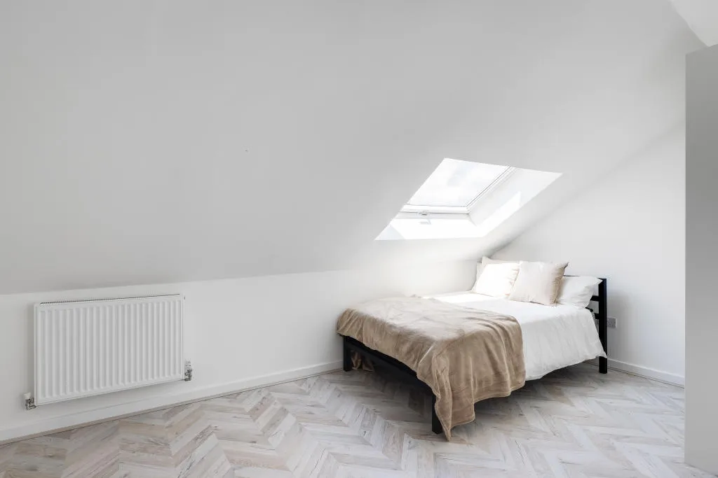 6 bedroom terraced house for rent