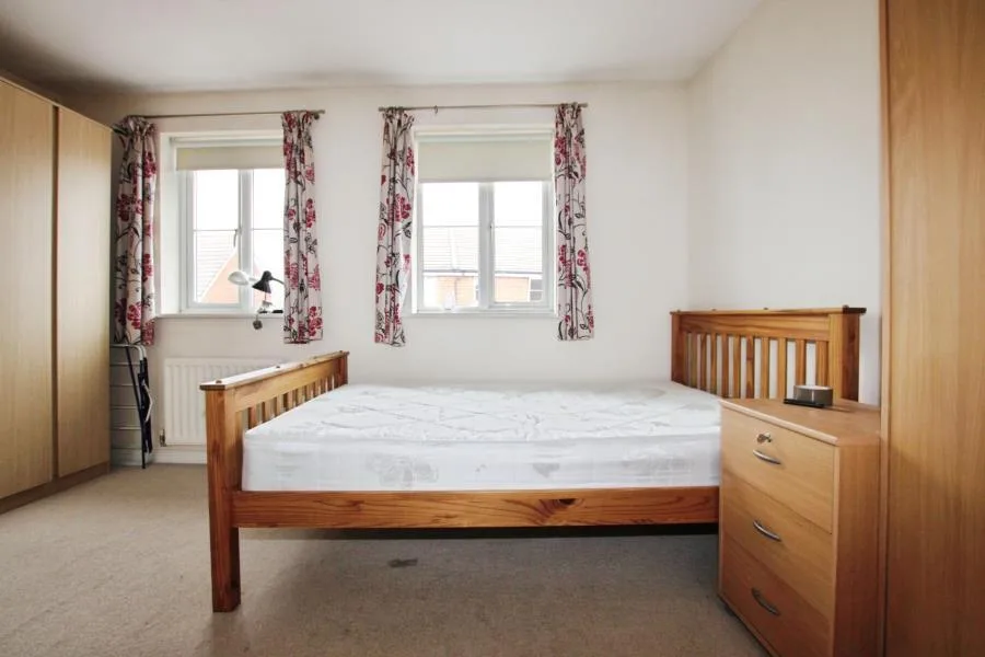 4 bedroom town house for rent