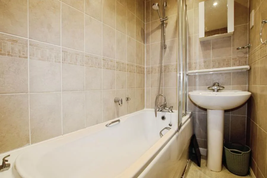 4 bedroom town house for rent