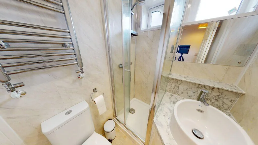 5 bedroom house for rent