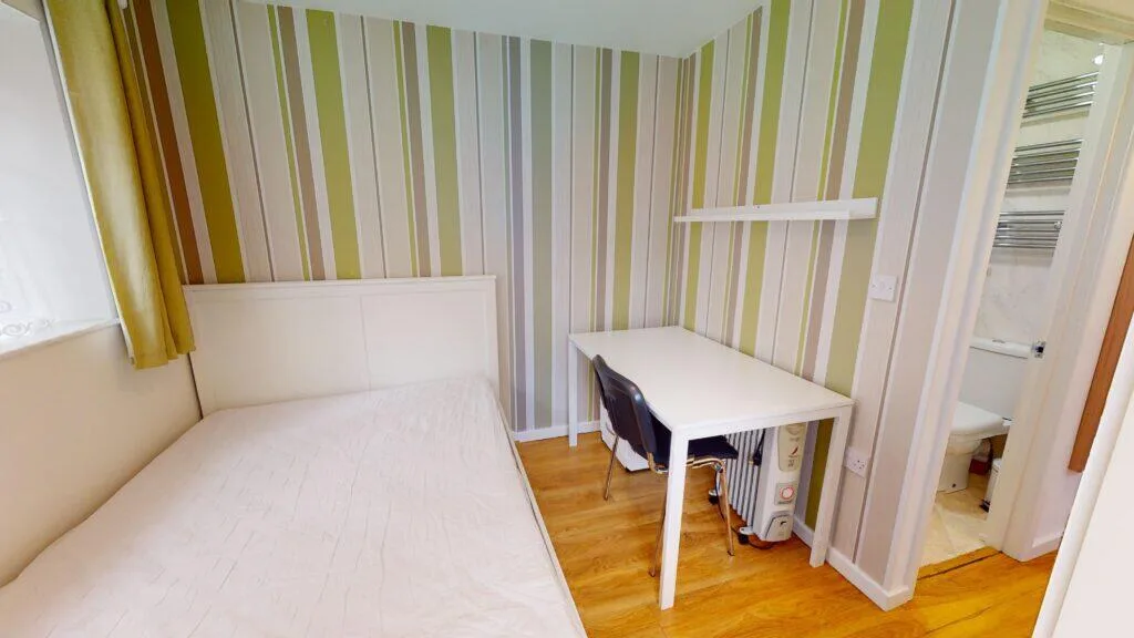 5 bedroom house for rent