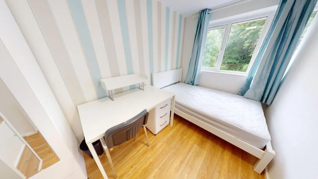 5 bedroom house for rent