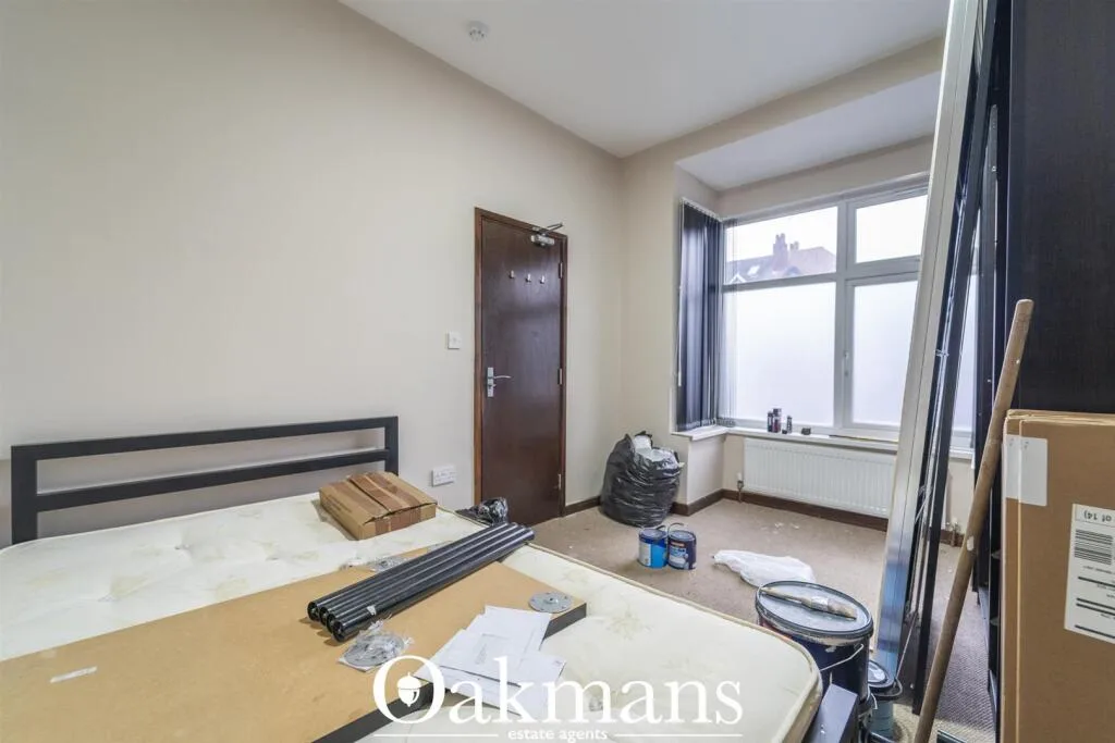8 bedroom house for rent