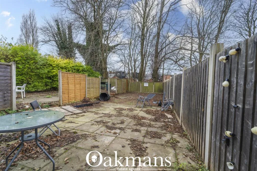 8 bedroom house for rent