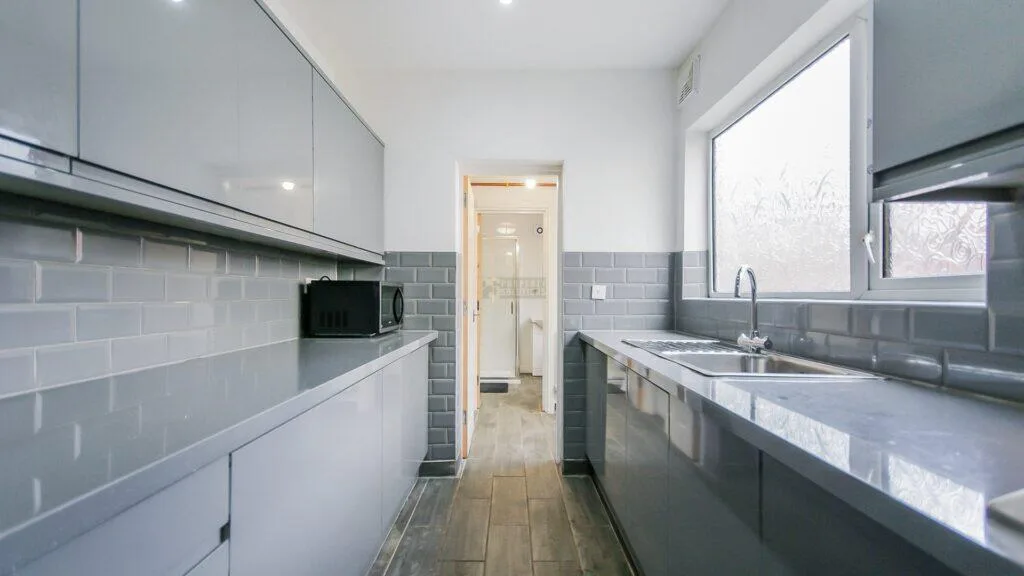 4 bedroom terraced house for rent