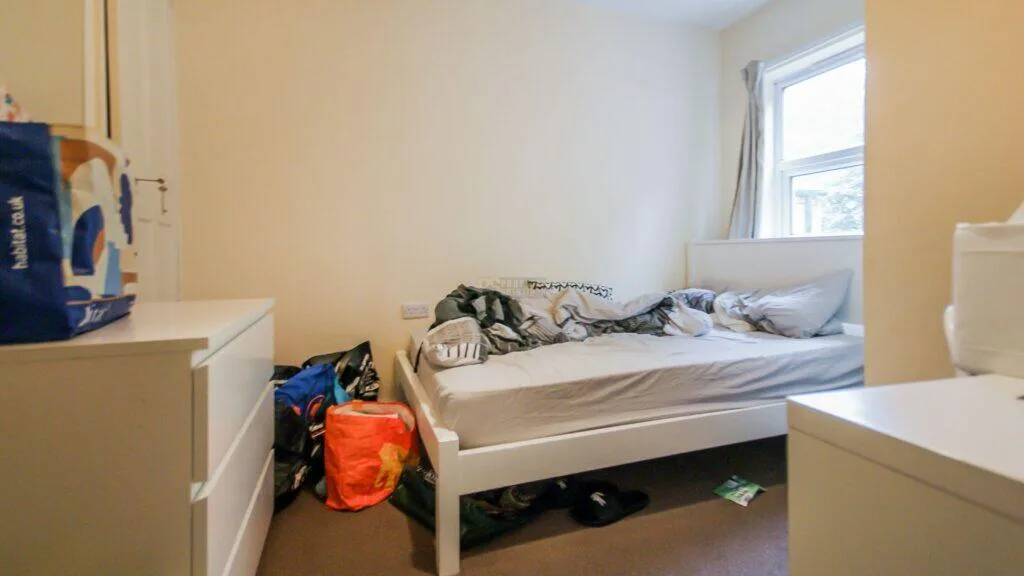 5 bedroom terraced house for rent