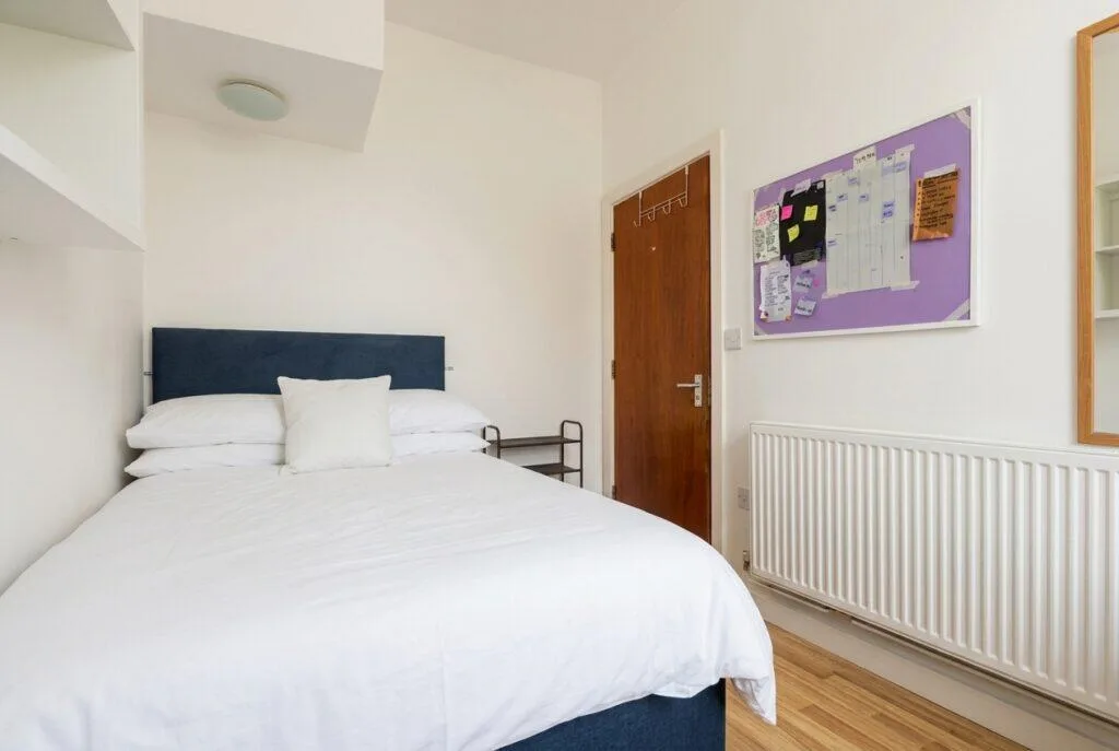 5 bedroom terraced house for rent
