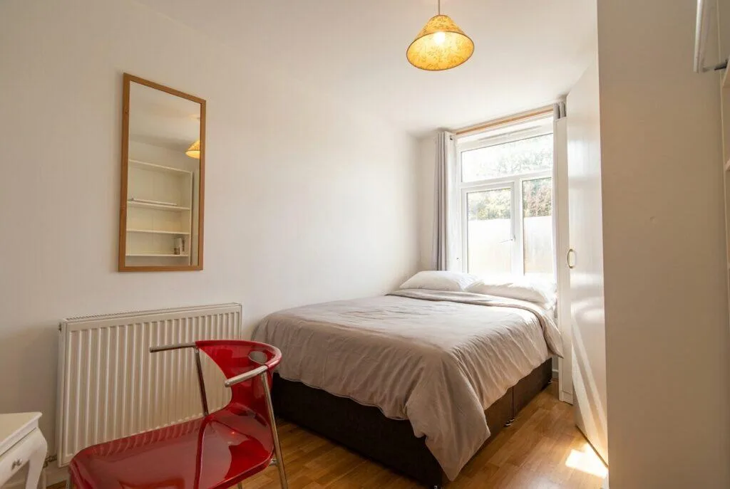 5 bedroom terraced house for rent