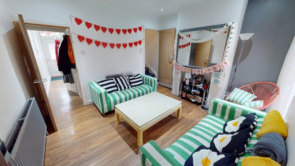 5 bedroom house for rent