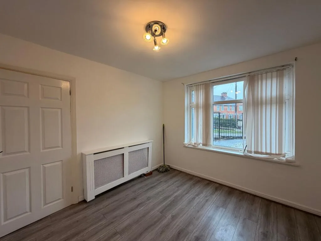 3 bedroom end of terrace house for rent