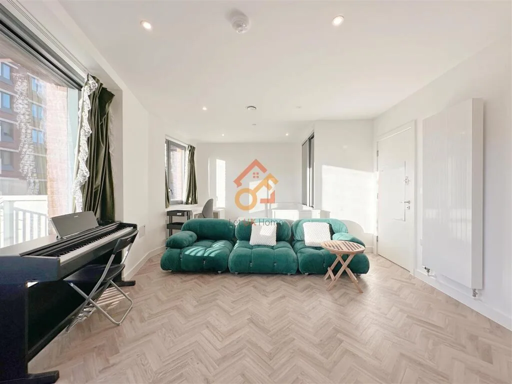 Studio flat for rent