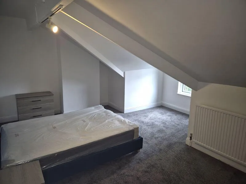 5 bedroom house for rent