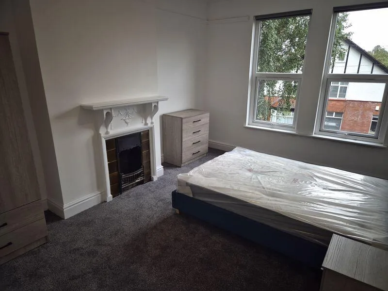 5 bedroom house for rent