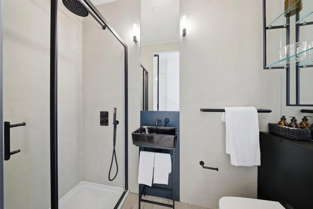Studio flat for rent