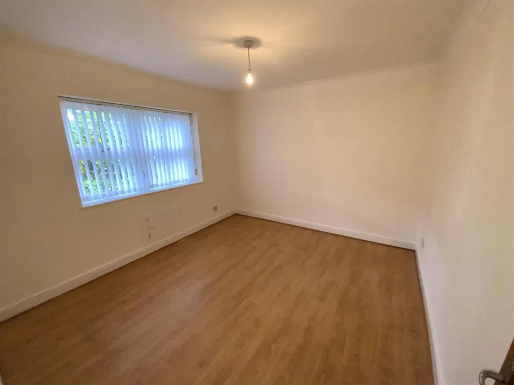 1 bedroom ground floor flat for rent