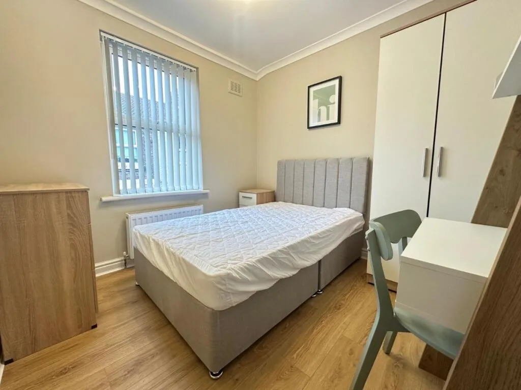 4 bedroom terraced house for rent