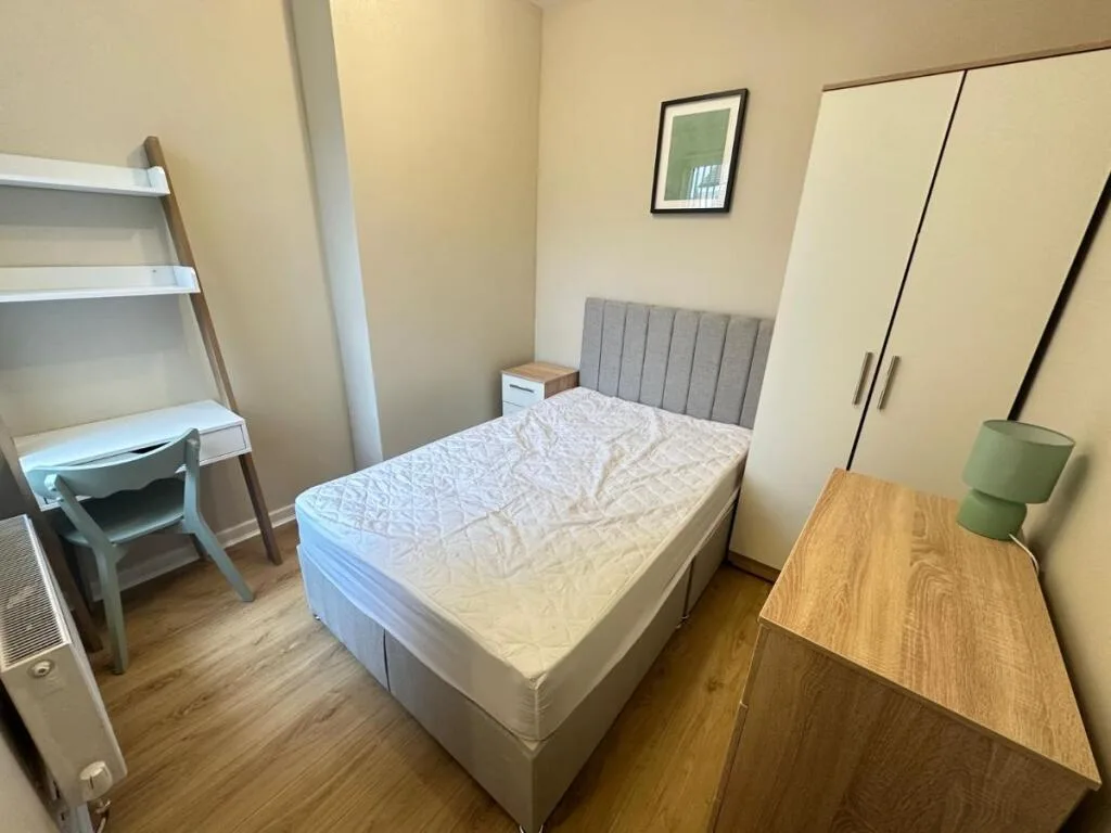 4 bedroom terraced house for rent