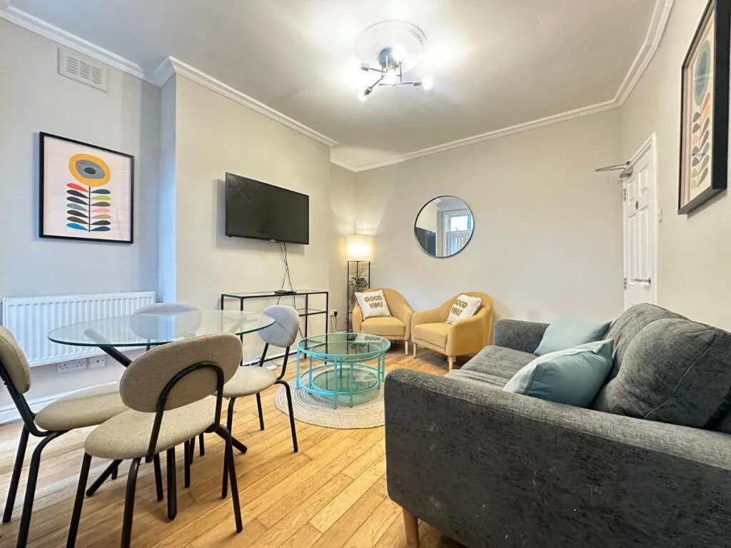 4 bedroom terraced house for rent