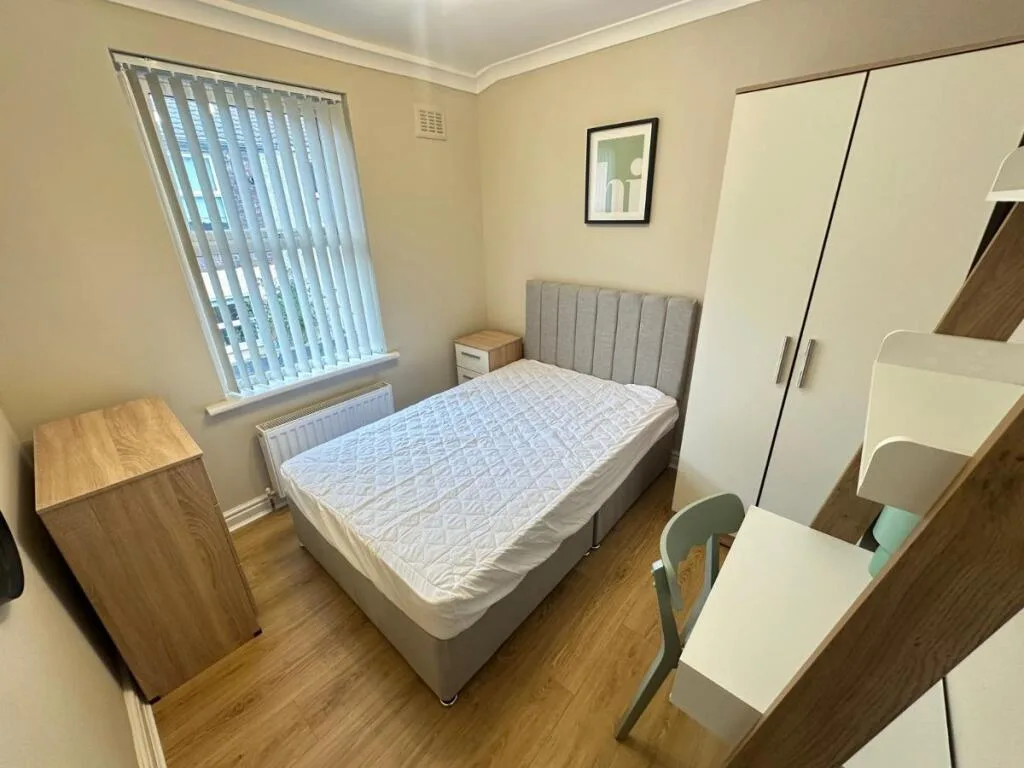 4 bedroom terraced house for rent