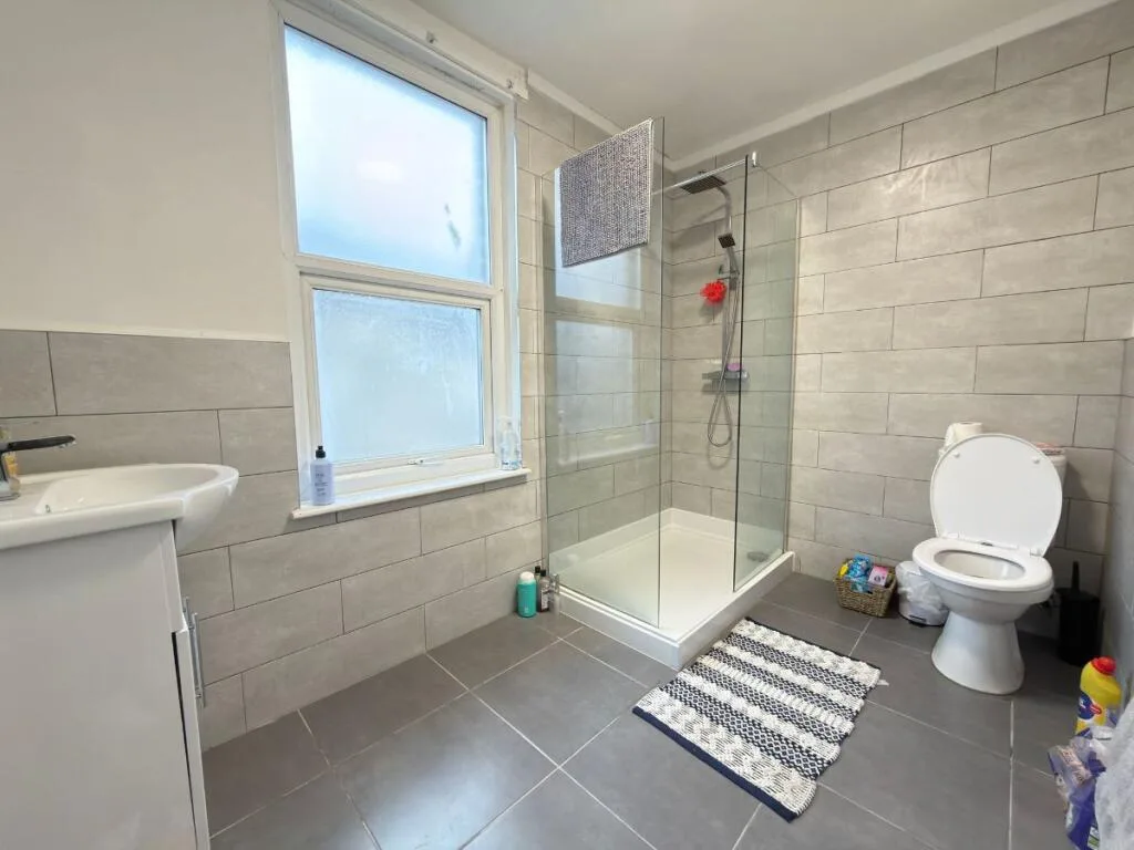 4 bedroom terraced house for rent