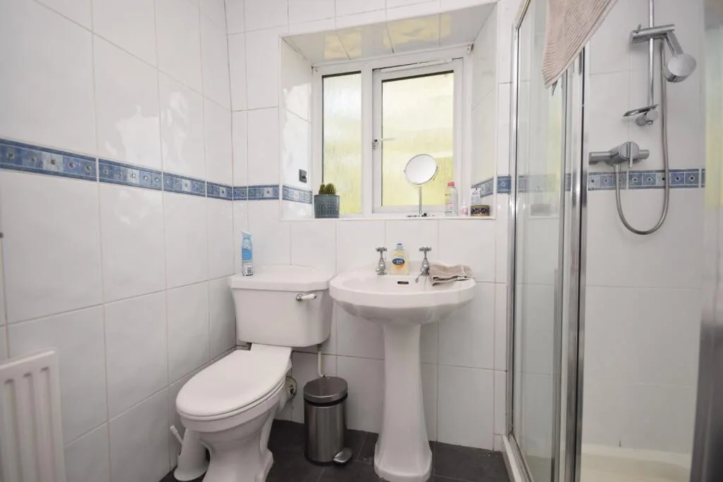 1 bedroom semi-detached house for rent