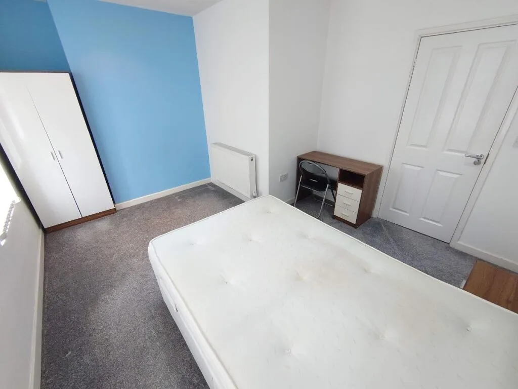 4 bedroom terraced house for rent