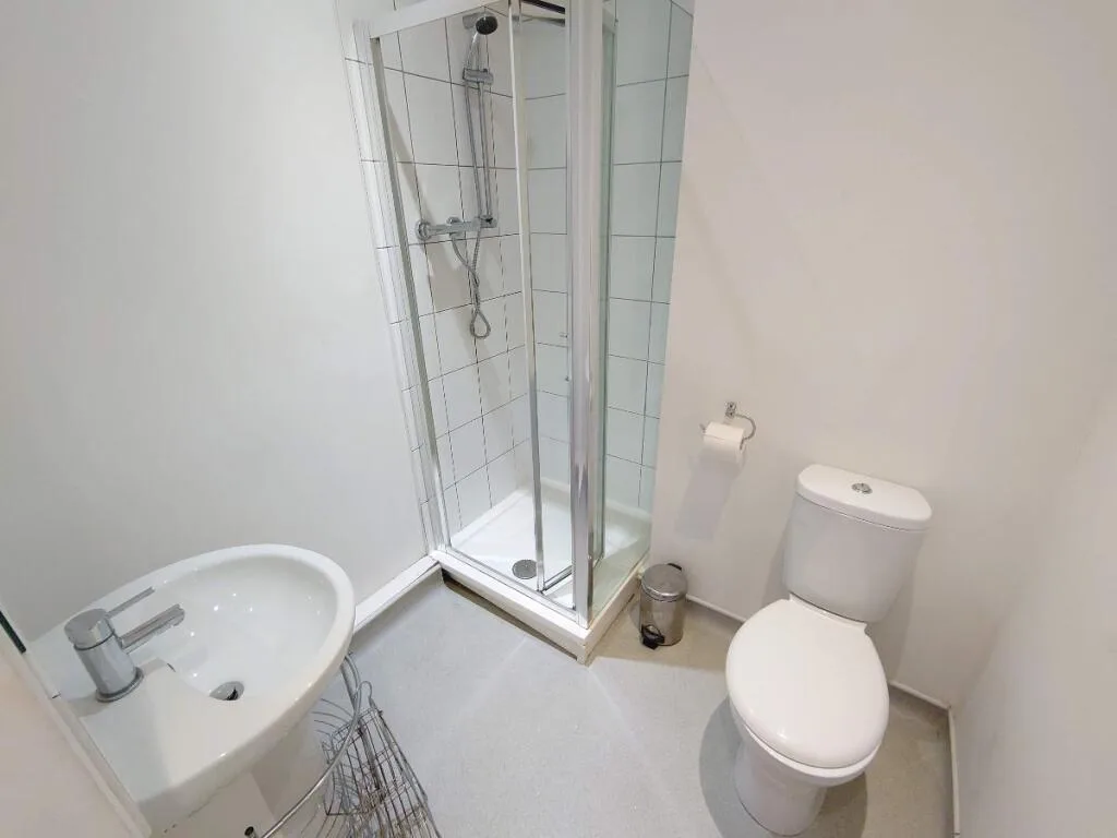 4 bedroom terraced house for rent